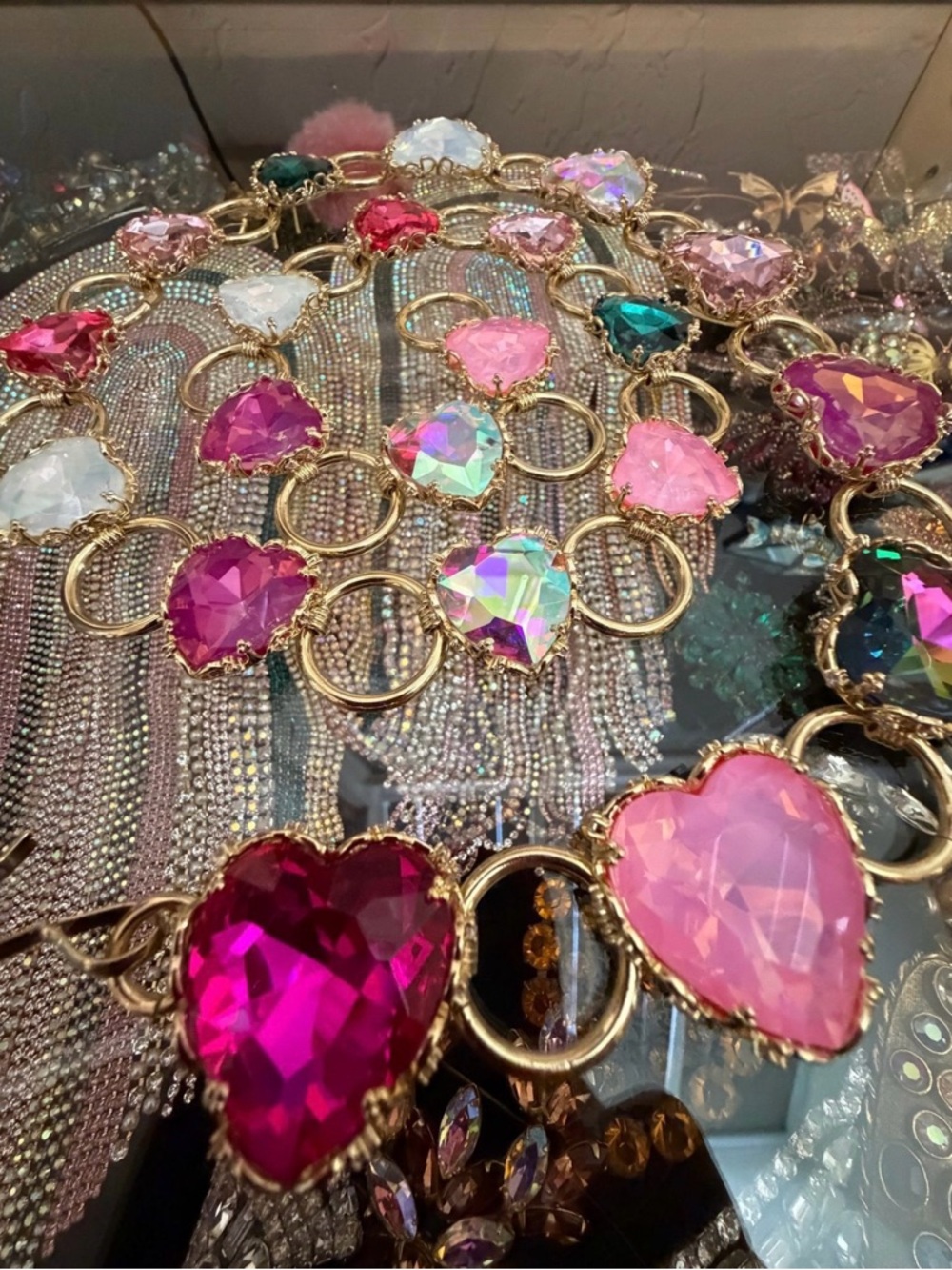 Feed Me Gems Aphrodite Heart Belt - Picture 5 of 5